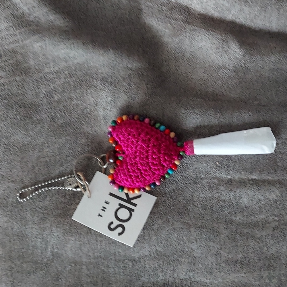 The sak Heart Charm